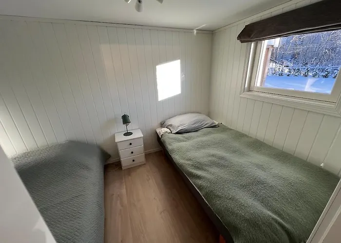 Apartamento Nyoppusset Kjellerleilighet *
